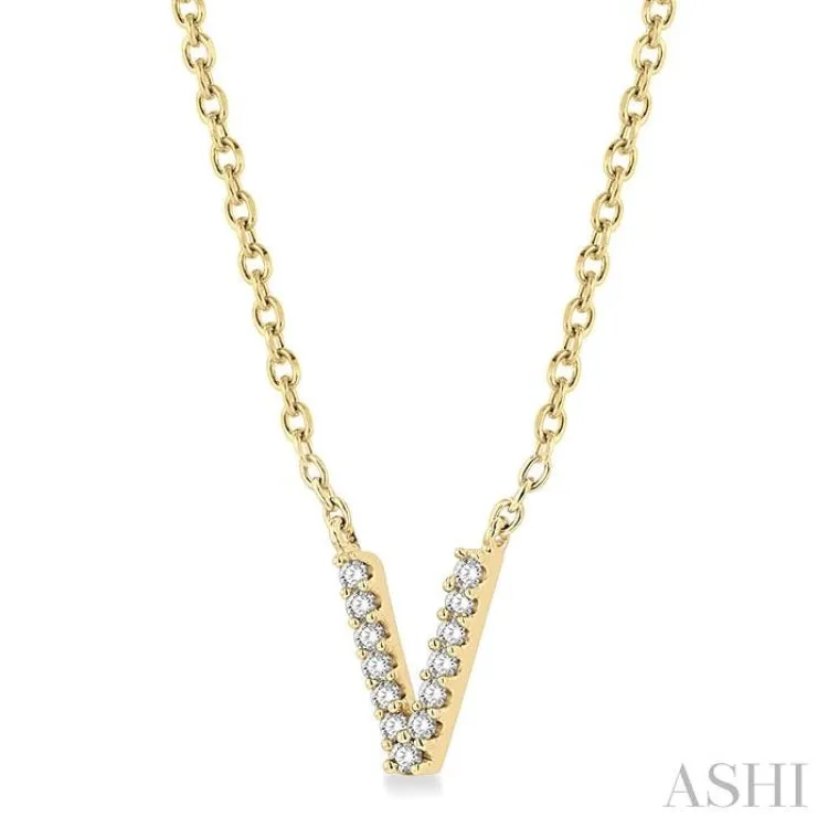 1/20 ctw Initial 'V' Round Cut Diamond Pendant With Chain in 14K Yellow Gold