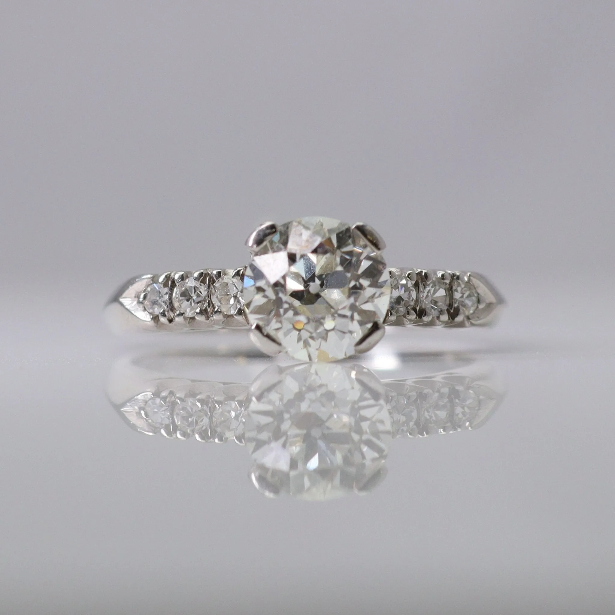 1.25 Carat Art Deco Platinum Diamond Engagement Ring