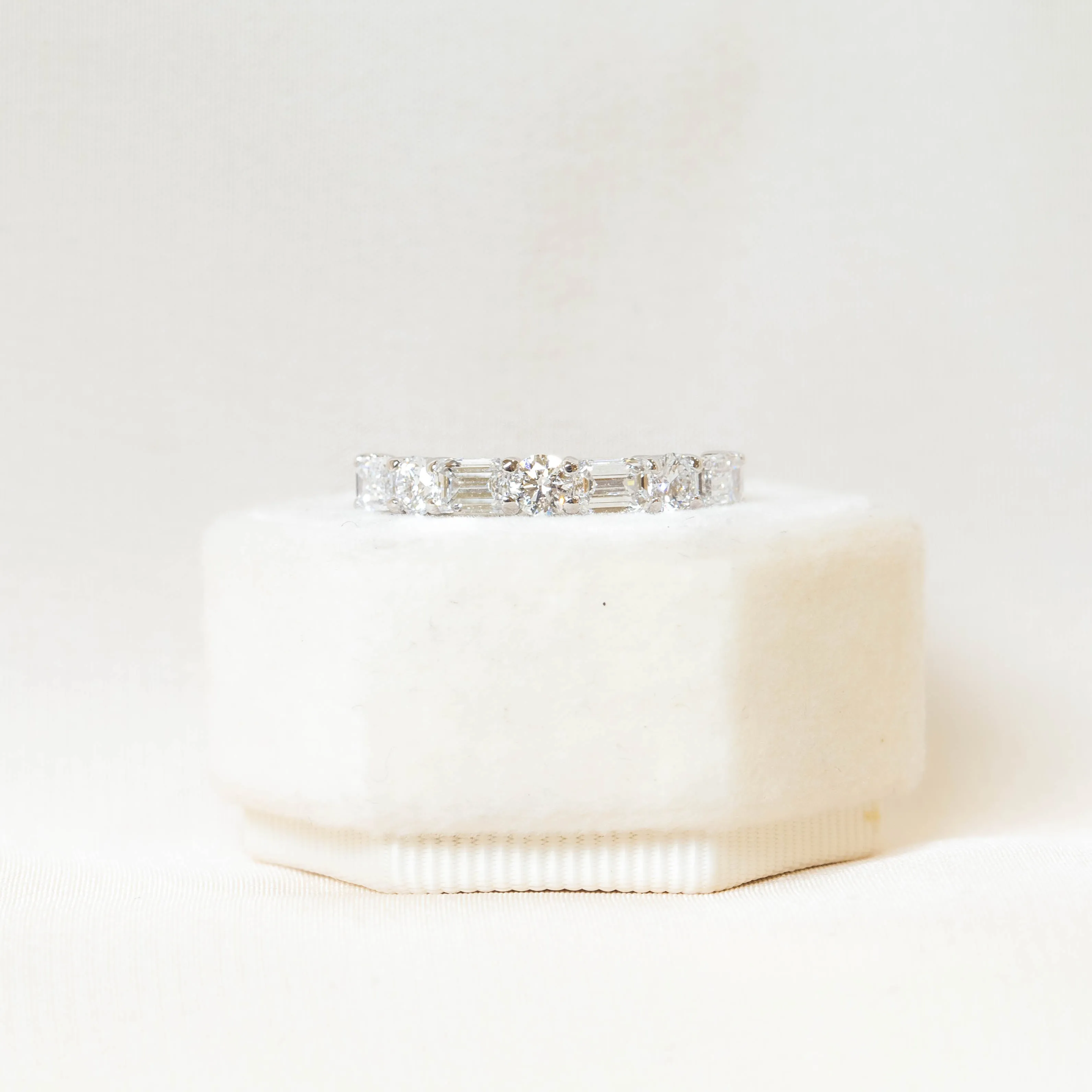 14kw 1.53ctw Round & Emerald-Cut Diamond Band