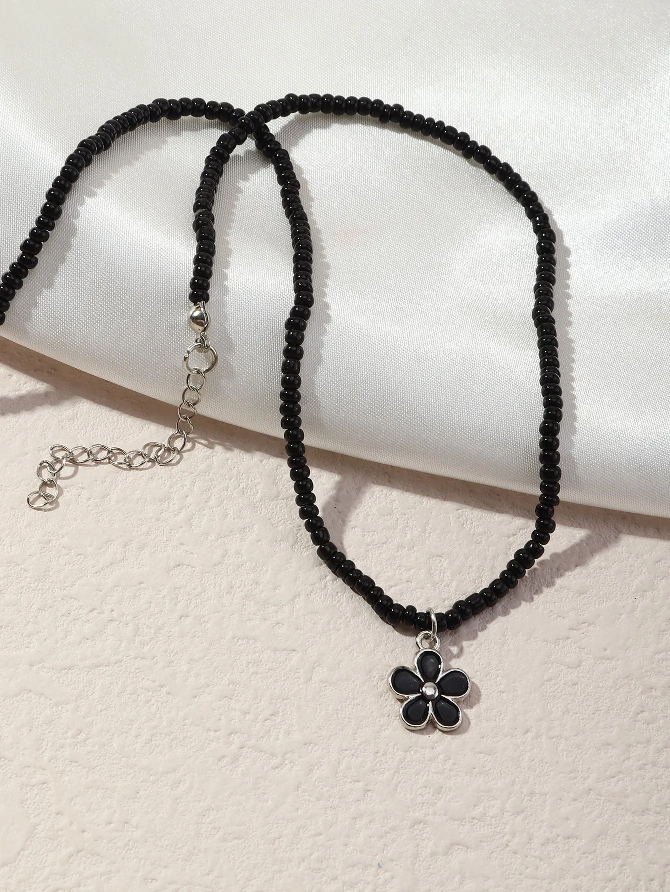 Black Flower Charm Beaded Necklace for Women Girls Accessories Jewelry Gifts