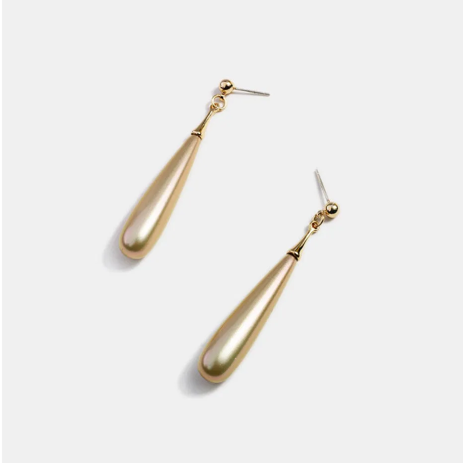 just-lil-things-gold-pin-earrings-jlt11957