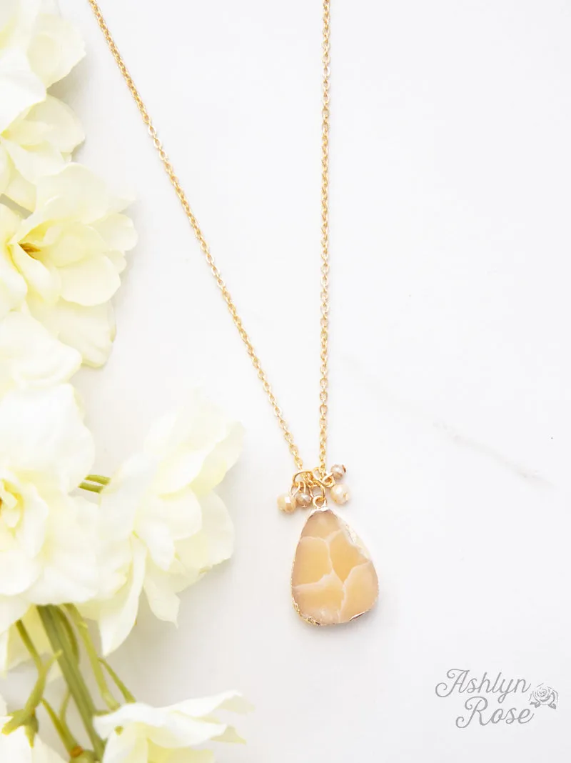 Makes you Stand out Stone Pendant Necklace, Topaz