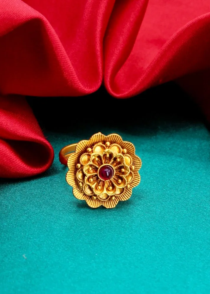 MATTE SLEEK FLORAL RING