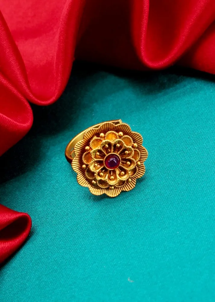 MATTE SLEEK FLORAL RING