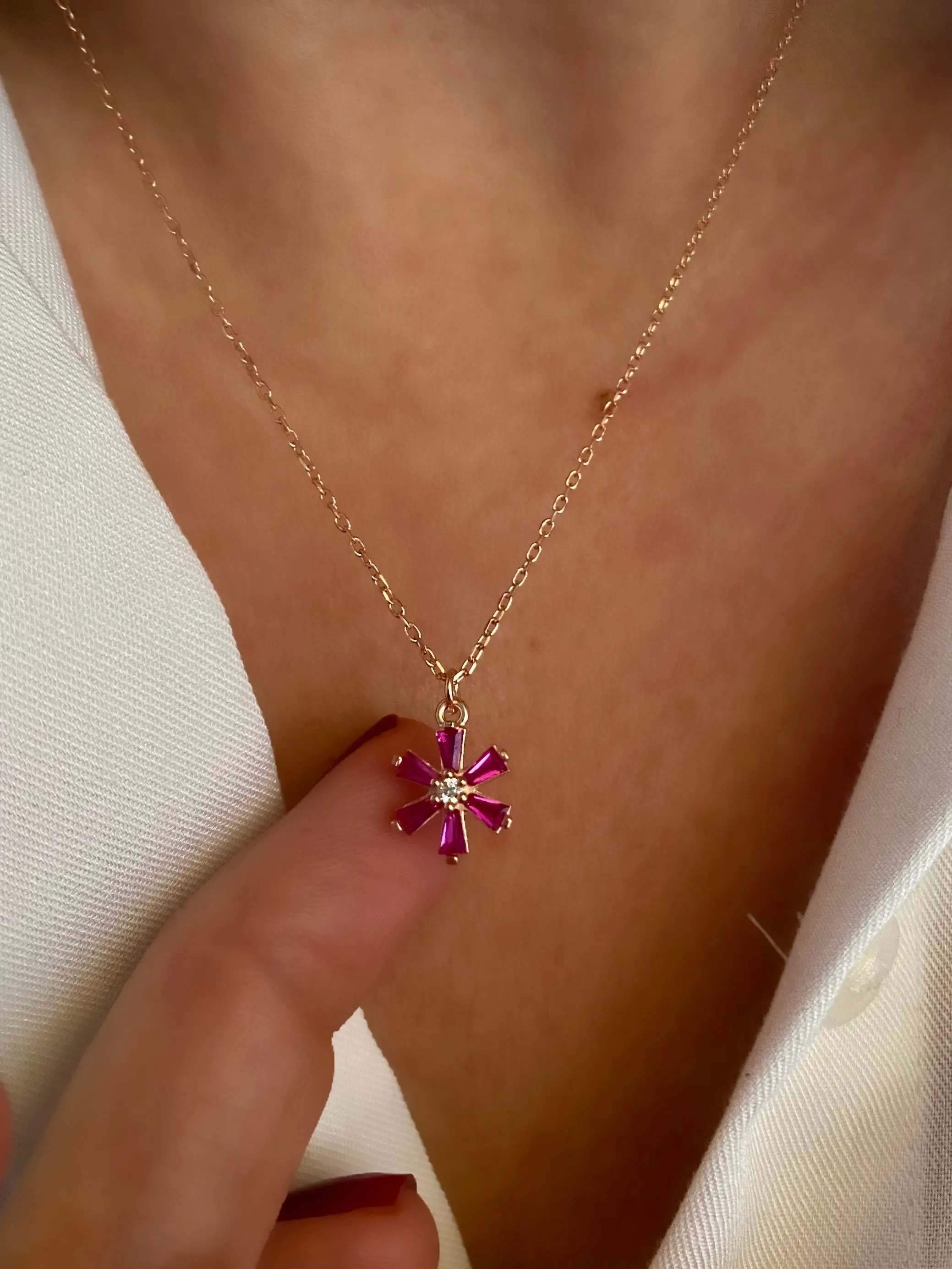 Pretty flower Necklaces with colourful stones